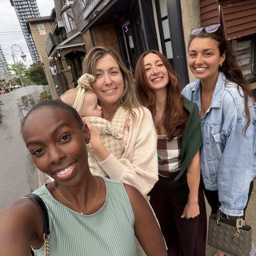 Deanna out with friends in Ottawa